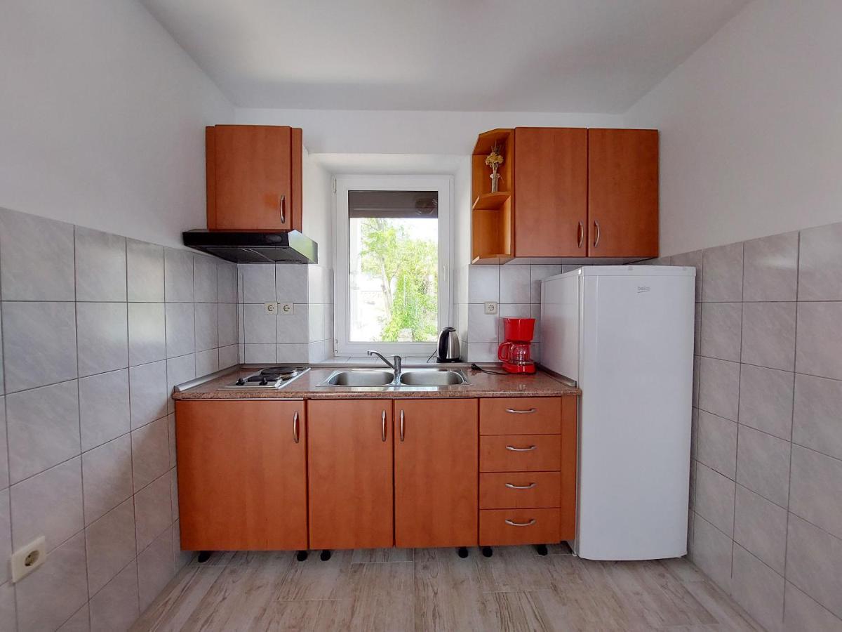 Apartments Ivan Čižići Eksteriør bilde