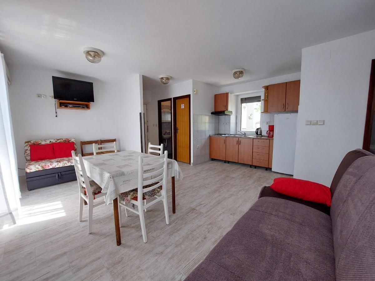 Apartments Ivan Čižići Eksteriør bilde