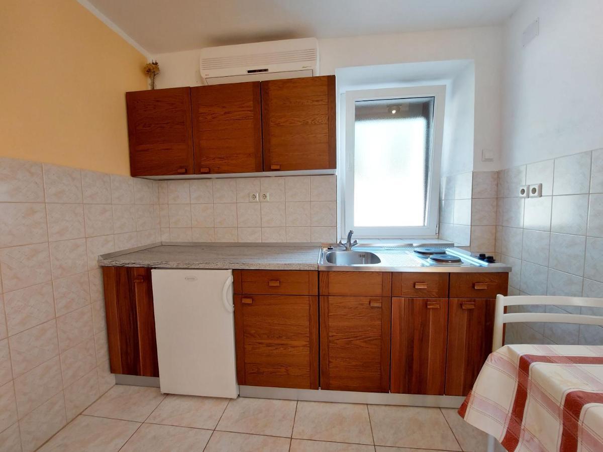 Apartments Ivan Čižići Eksteriør bilde