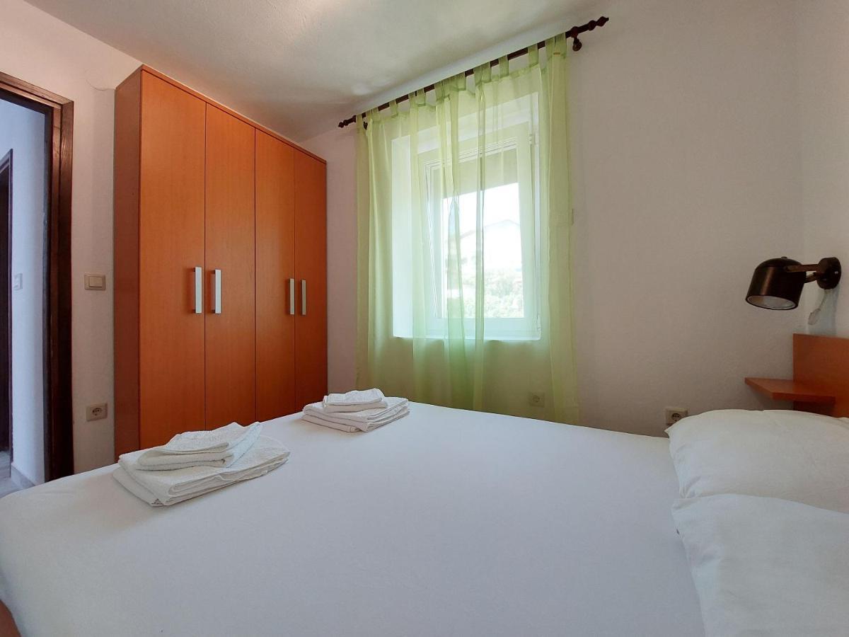 Apartments Ivan Čižići Eksteriør bilde